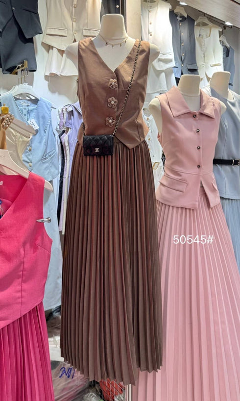 Stylish Pleated Skirts With Flower Button Vest Sets